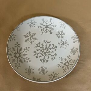 Snowflake Salad Plate Set (8.3in)